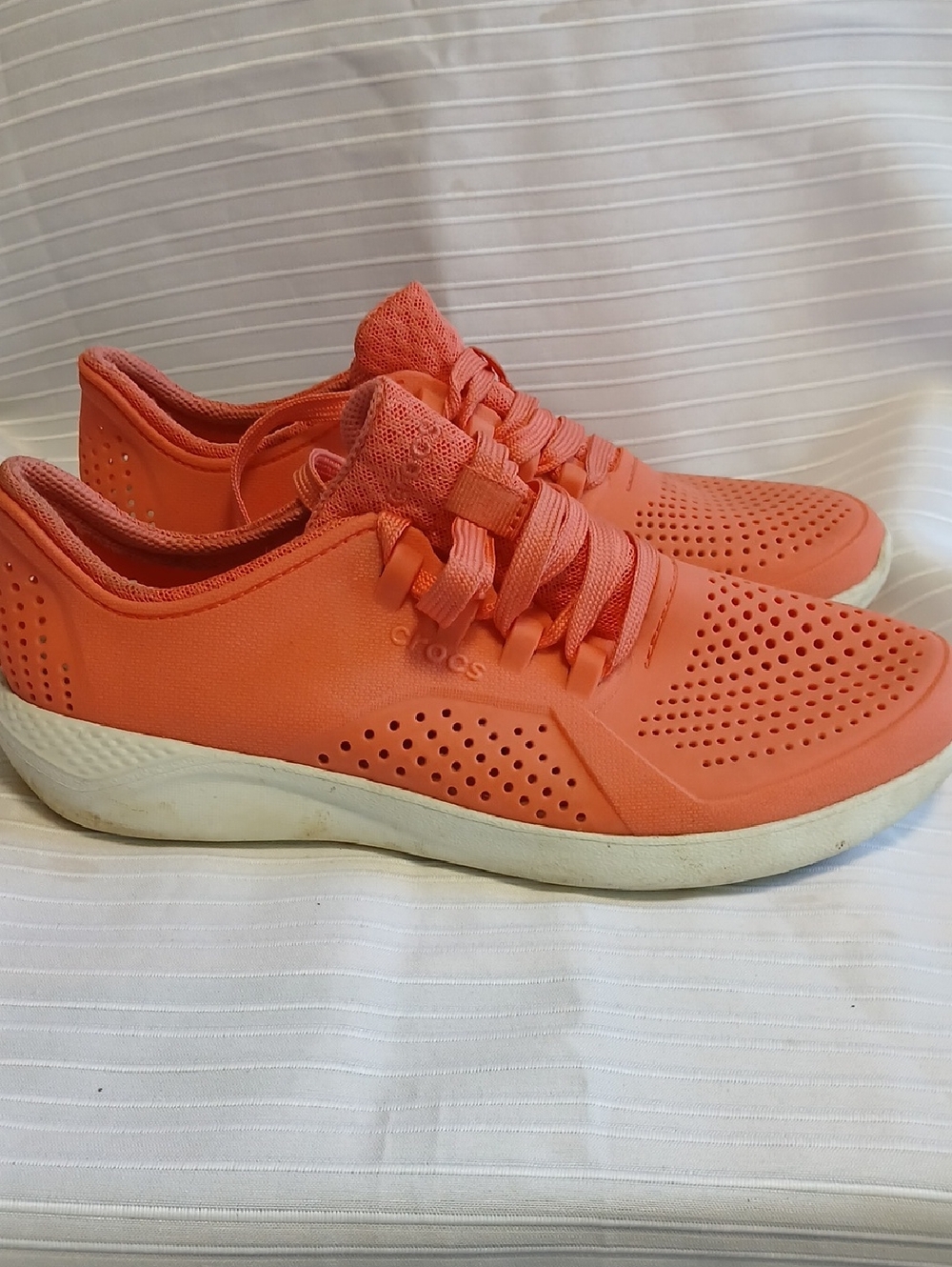 CROCS Women’s Coral Lace-Up Athletic Sneakers